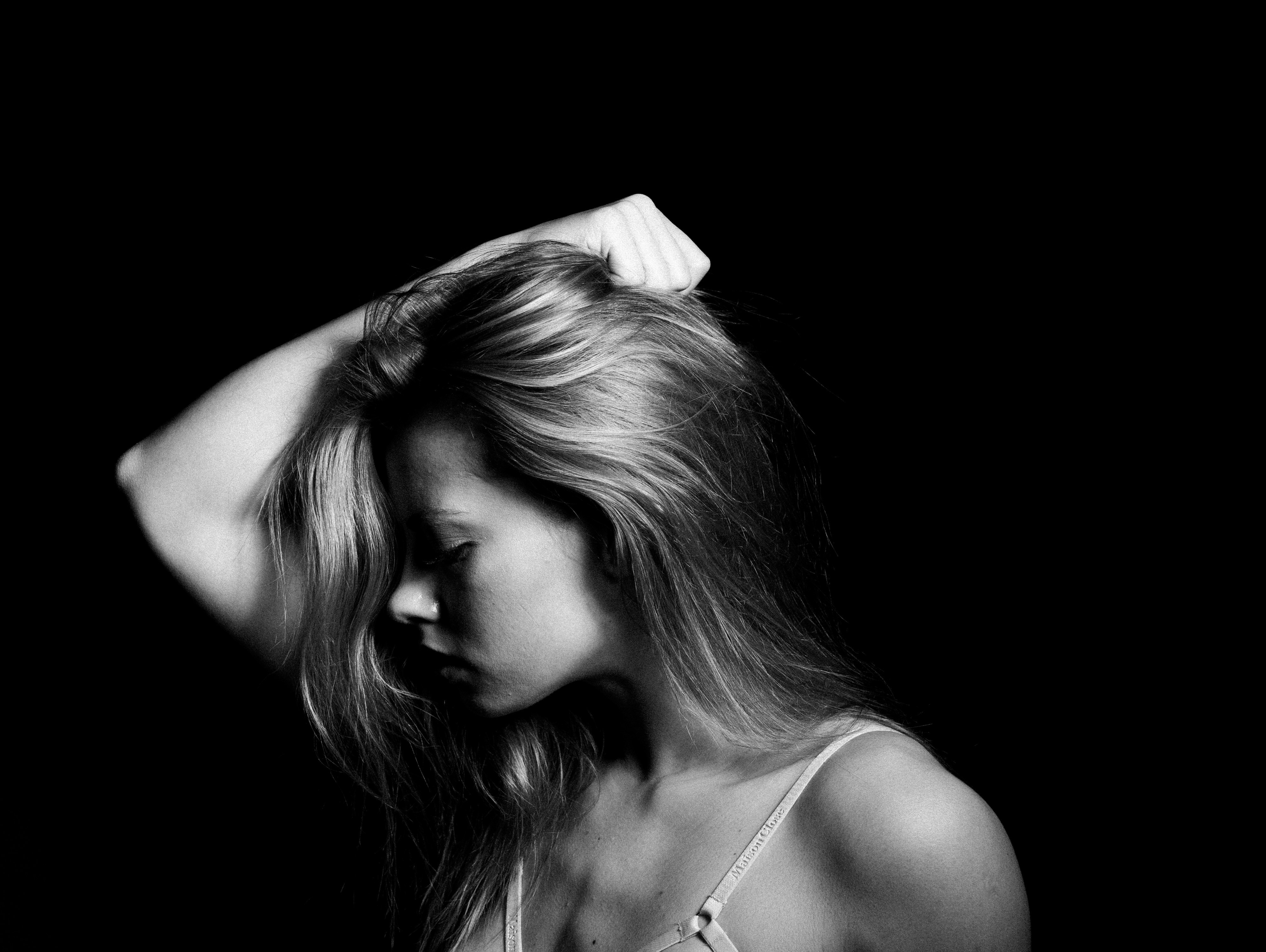 Bostancı Escort Sibel Söylemeden Anlayan Kadın